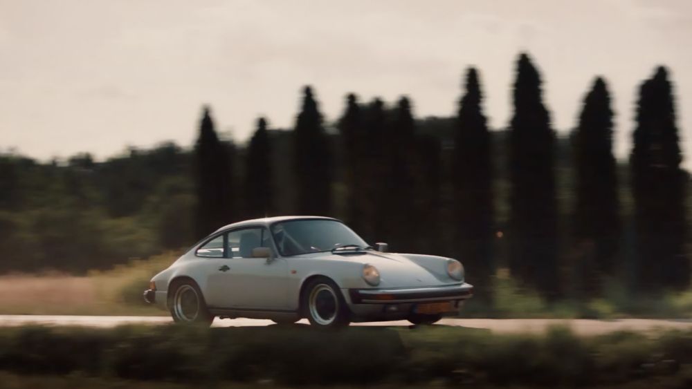 Porsche 911 Timeless machine photo 1
