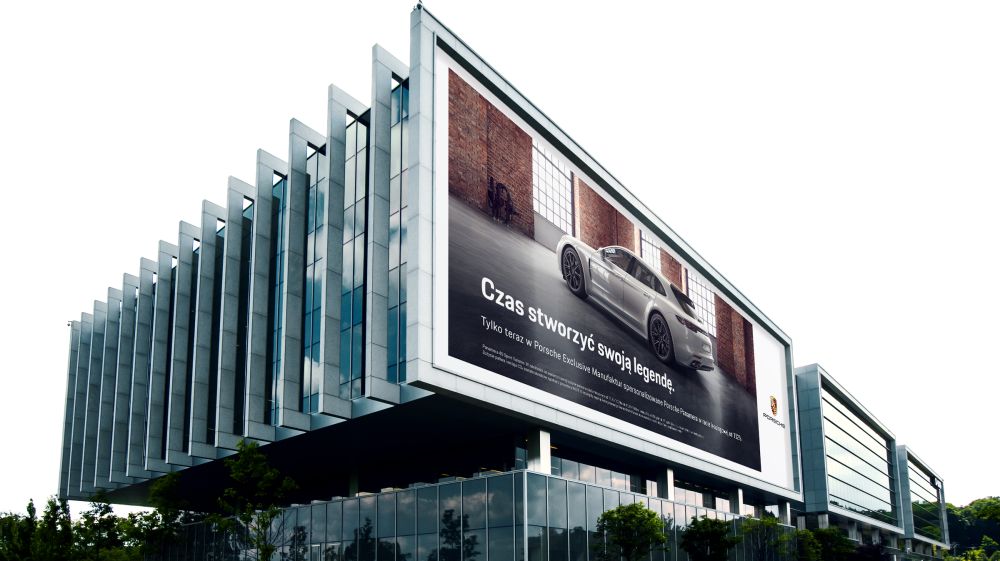 Porsche exclusive manufaktur reklama zewnętrzna billboard 1